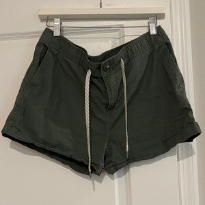 Vuori Dark Green Women's Cargo Shorts
